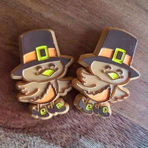 Set of 2 Vintage Hallmark Thanksgiving Pins